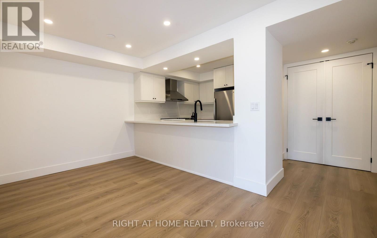 1508-1509 - 135 Pond Drive, Markham, Ontario  L3T 7V6 - Photo 19 - N12844472