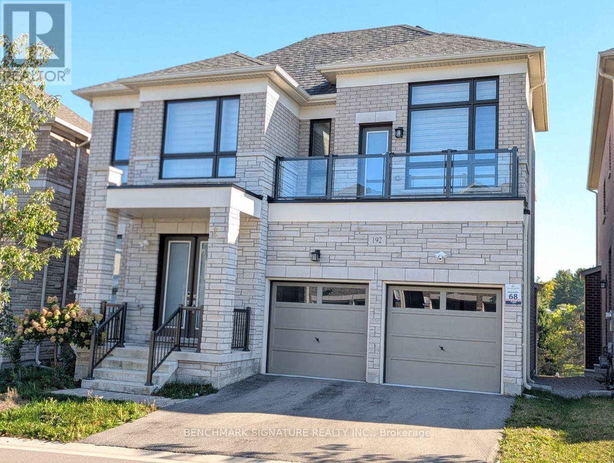 192 SUNSET VISTA COURT, Aurora, Ontario