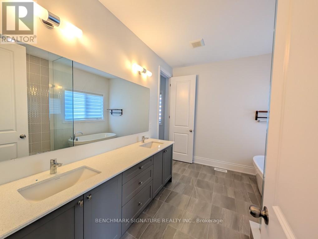 192 Sunset Vista Court, Aurora, Ontario  L4G 3Y1 - Photo 32 - N12844492