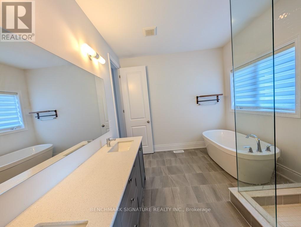 192 Sunset Vista Court, Aurora, Ontario  L4G 3Y1 - Photo 33 - N12844492