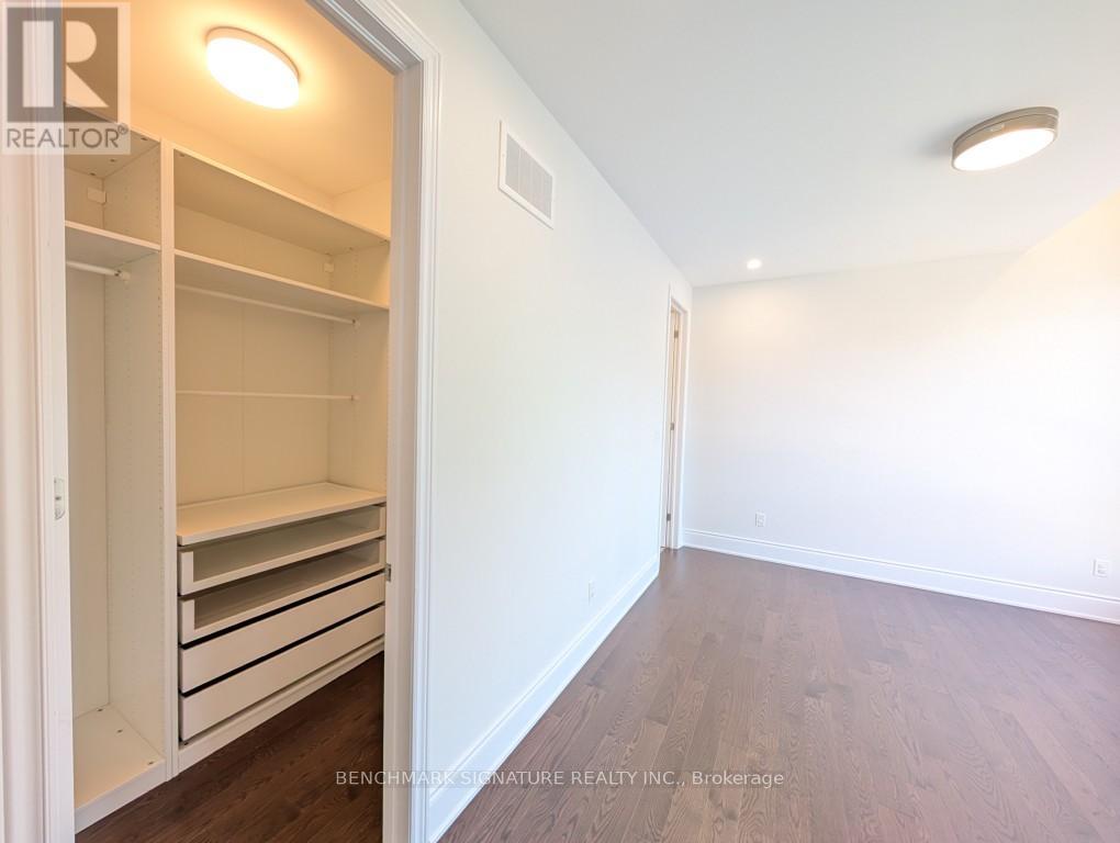 192 Sunset Vista Court, Aurora, Ontario  L4G 3Y1 - Photo 37 - N12844492