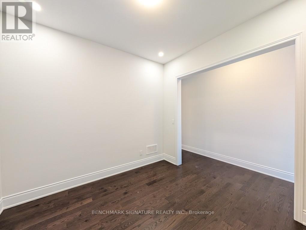 192 Sunset Vista Court, Aurora, Ontario  L4G 3Y1 - Photo 7 - N12844492