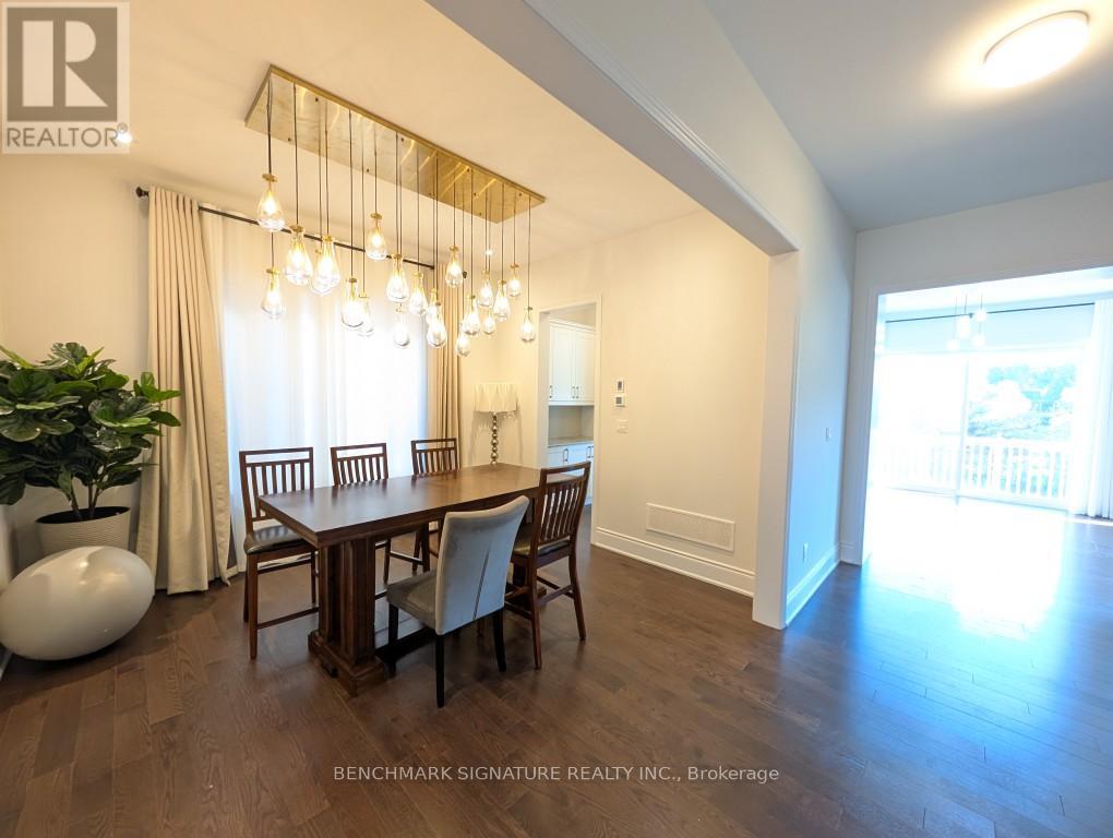 192 Sunset Vista Court, Aurora, Ontario  L4G 3Y1 - Photo 8 - N12844492