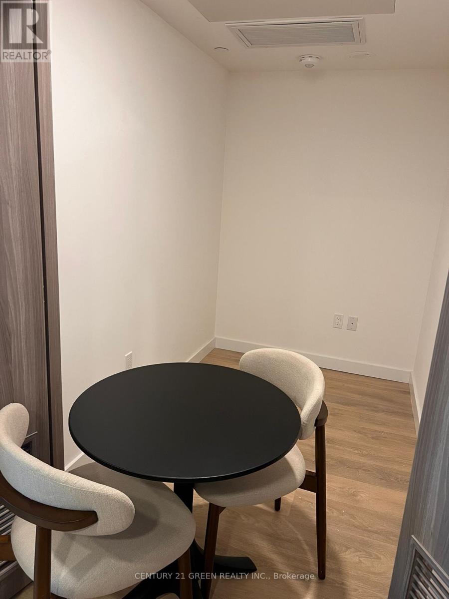 2206 - 1 Concord Cityplace Way, Toronto, Ontario  M5V 0X3 - Photo 5 - C12840036