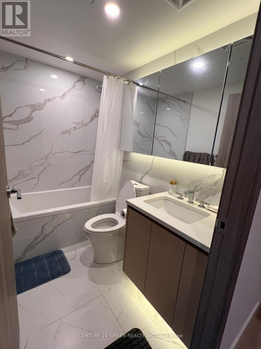 2206 - 1 Concord Cityplace Way, Toronto, Ontario  M5V 0X3 - Photo 9 - C12840036