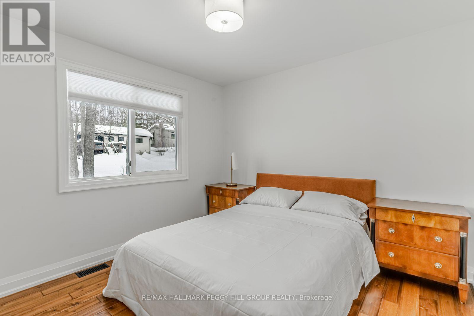 1127 Sunnidale Road, Springwater, Ontario  L9X 0R9 - Photo 10 - S12844284