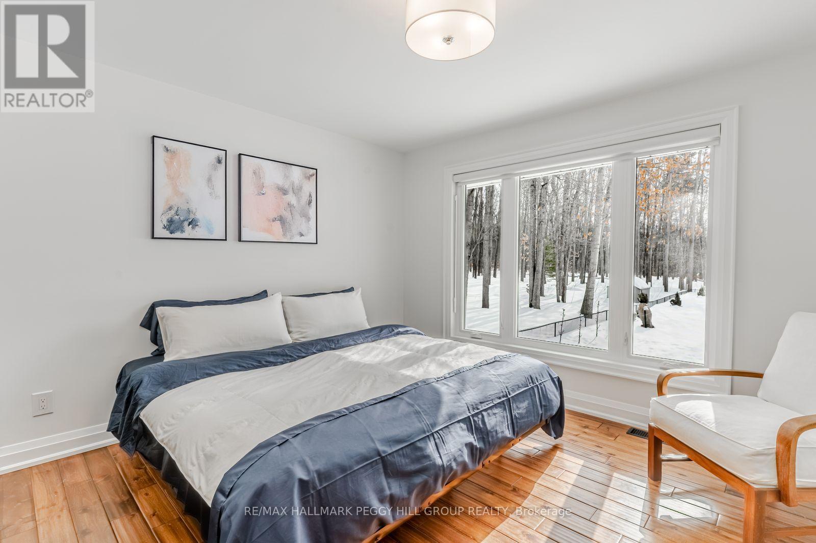 1127 Sunnidale Road, Springwater, Ontario  L9X 0R9 - Photo 8 - S12844284