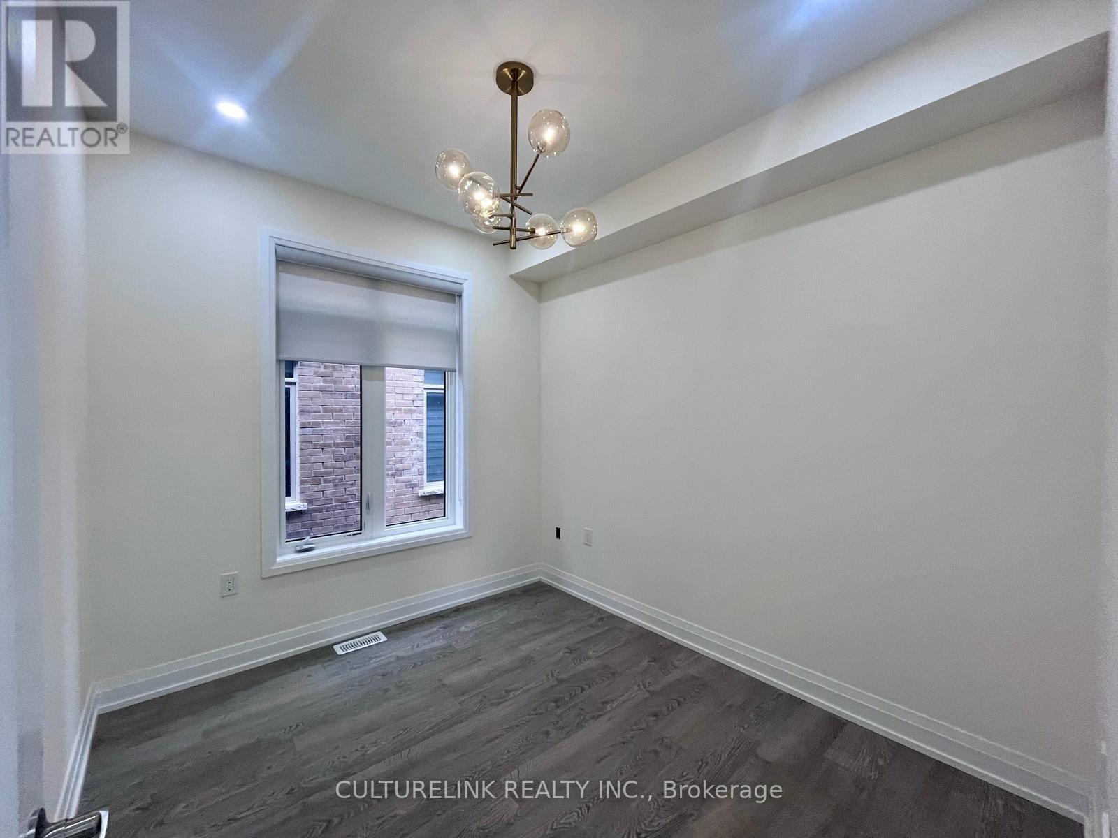 24 Daffodil Road, Springwater, Ontario  L9X 2E3 - Photo 21 - S12844452