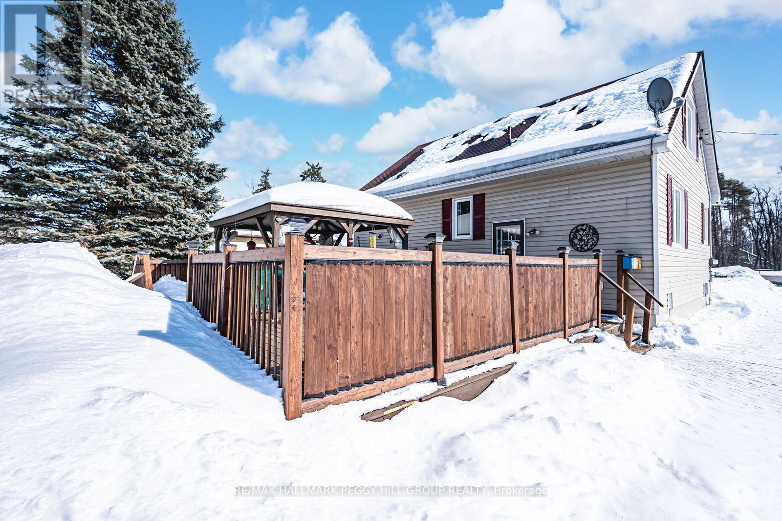 2290 11 Highway S, Oro-Medonte, Ontario  L0L 2L0 - Photo 15 - S12844534