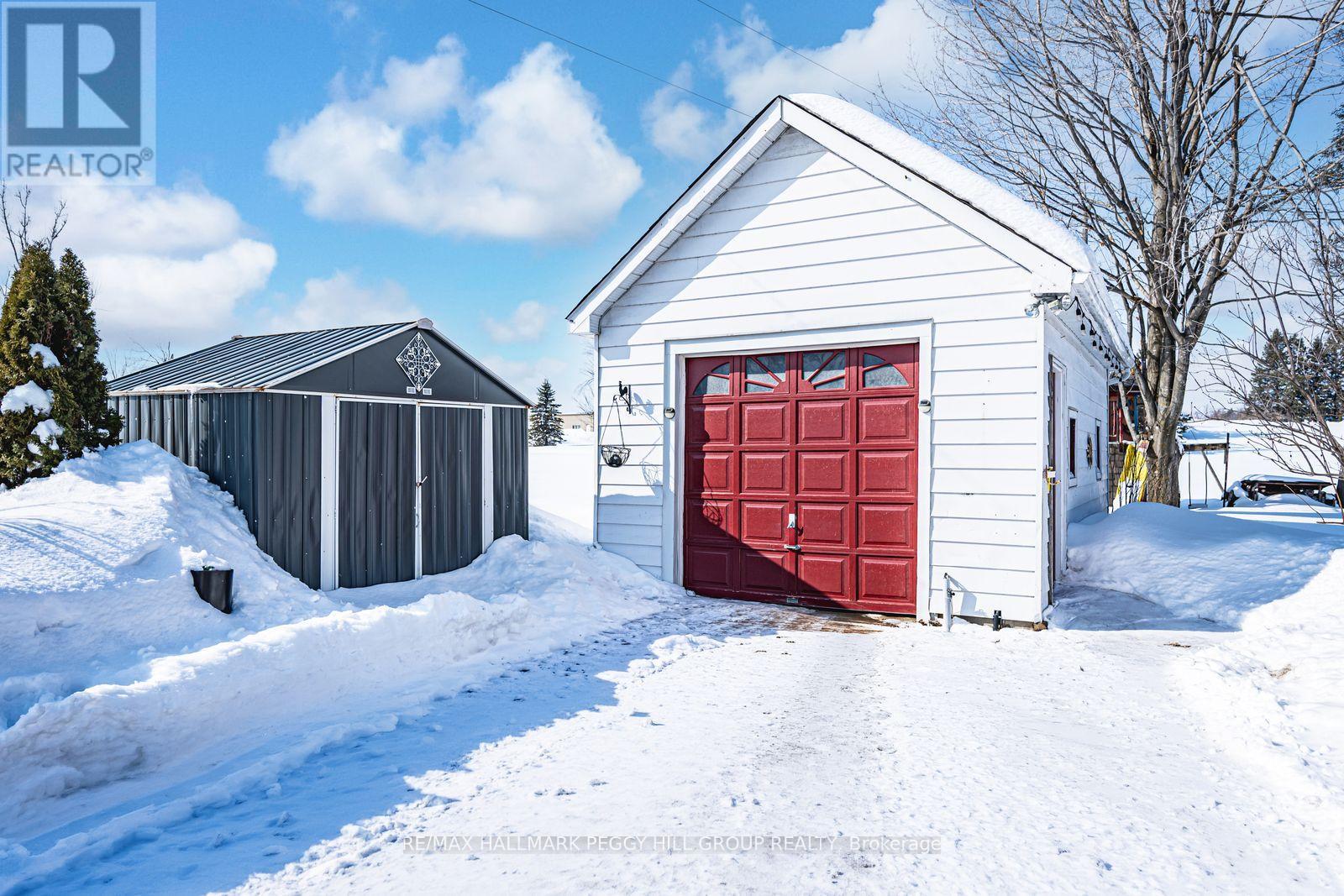 2290 11 Highway S, Oro-Medonte, Ontario  L0L 2L0 - Photo 16 - S12844534