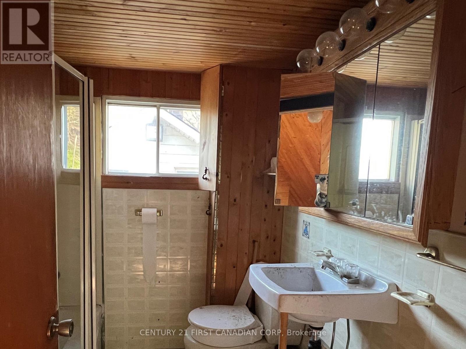 205 Orchard Street, Central Elgin, Ontario  N5L 1C4 - Photo 10 - X12682410