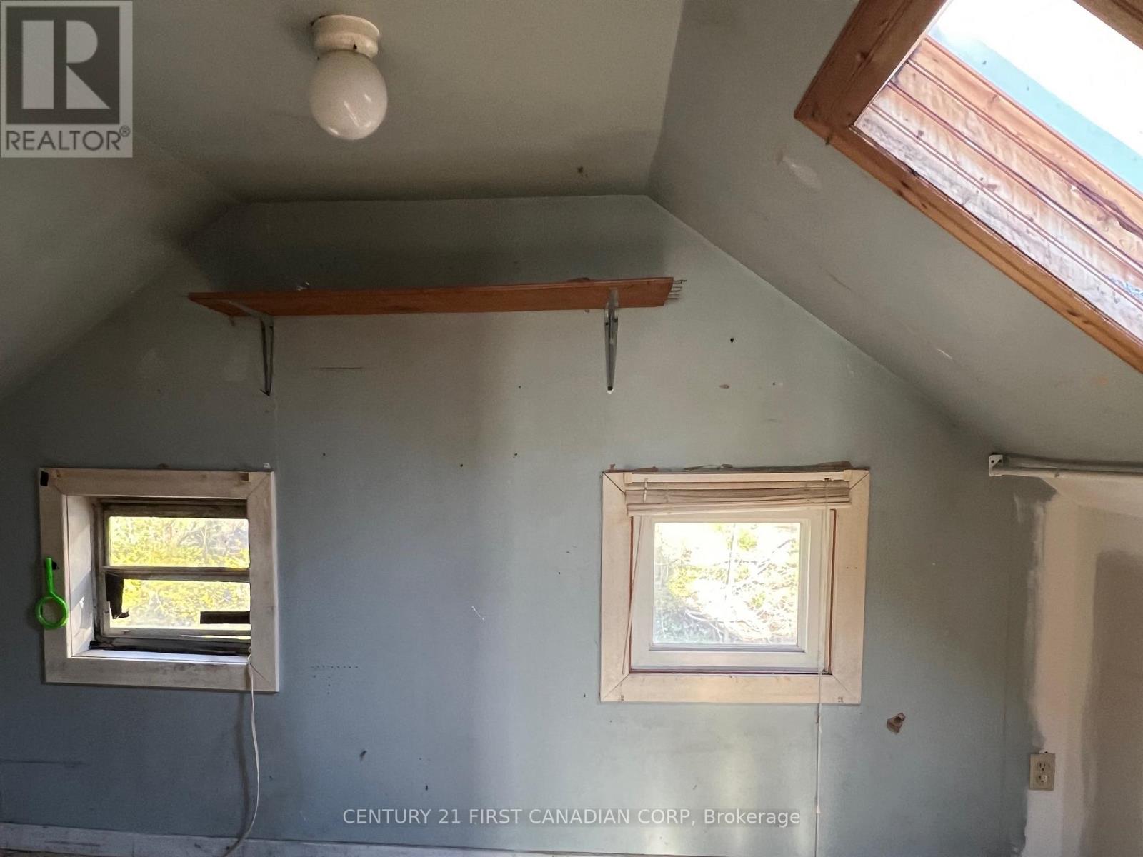 205 Orchard Street, Central Elgin, Ontario  N5L 1C4 - Photo 8 - X12682410