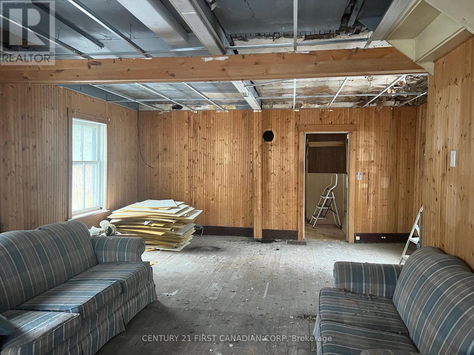 205 Orchard Street, Central Elgin, Ontario  N5L 1C4 - Photo 14 - X12682410