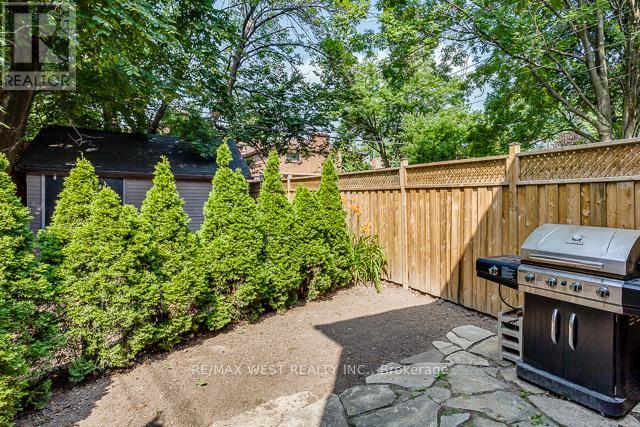Main - 56 Macdonell Avenue, Toronto (Roncesvalles), Ontario  M6R 2A2 - Photo 18 - W12844276