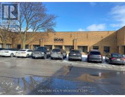 10 - 155 CHAMPAGNE DRIVE, Toronto, Ontario