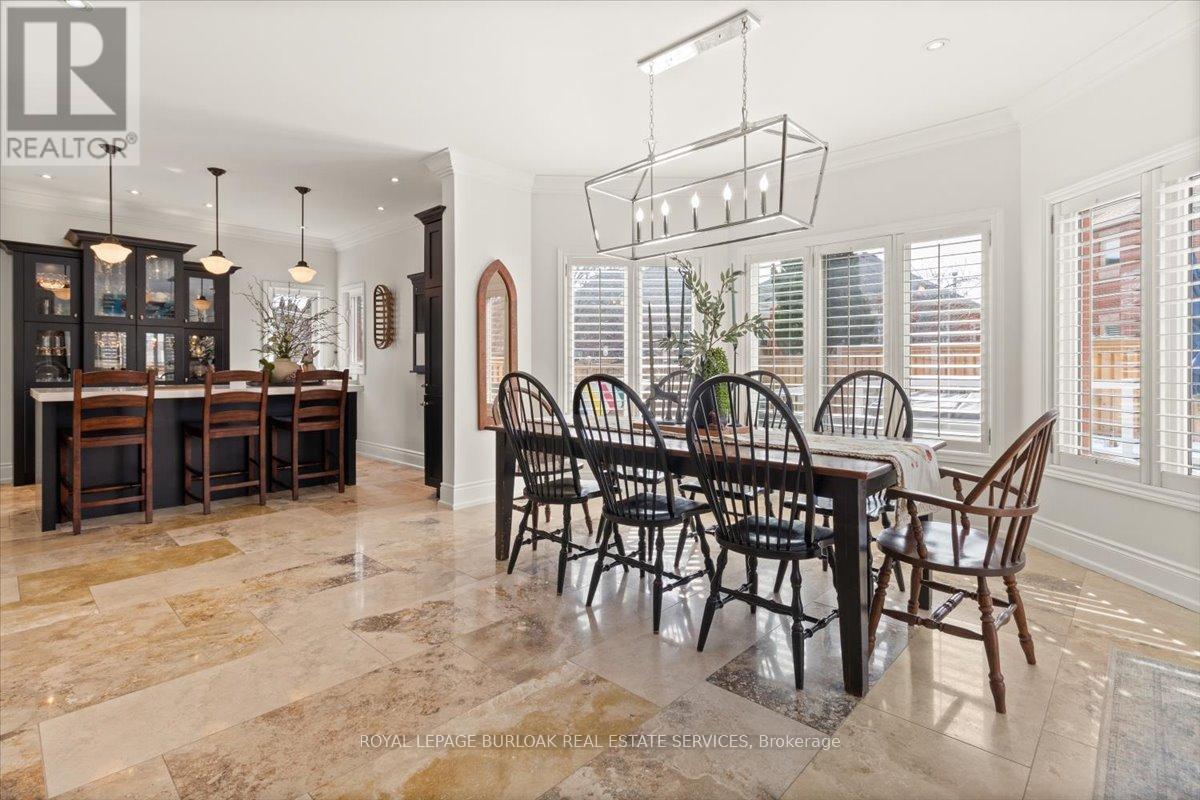 4263 Millcroft Park Drive, Burlington, Ontario  L7M 4J6 - Photo 12 - W12844294