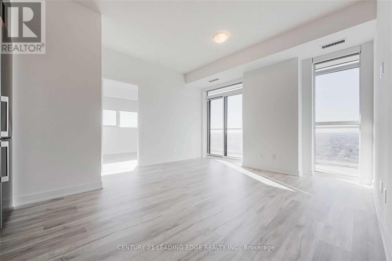 1908 - 251 Manitoba Street, Toronto (Mimico), Ontario  M8Y 4G9 - Photo 2 - W12844314