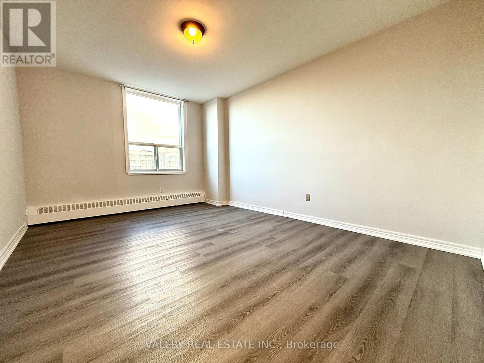 906 - 25 Four Winds Drive, Toronto (York University Heights), Ontario  M3J 1K8 - Photo 20 - W12844322