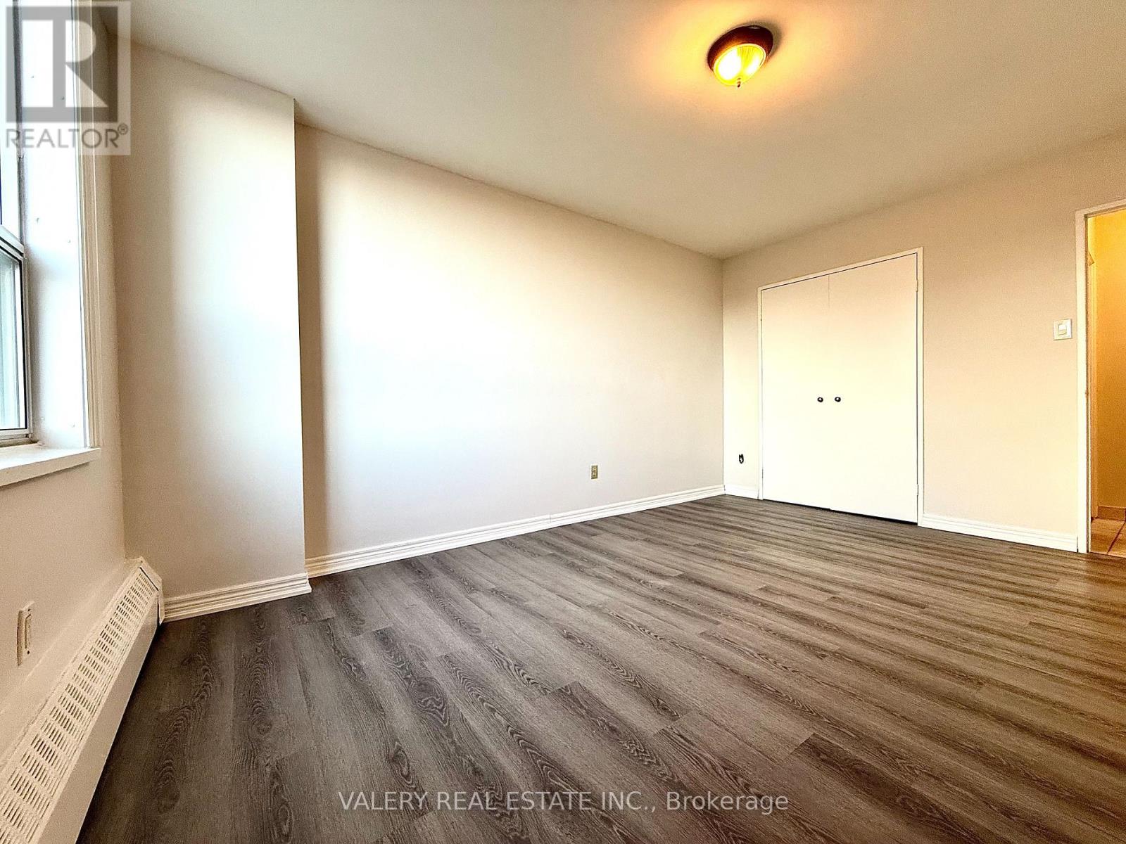 906 - 25 Four Winds Drive, Toronto (York University Heights), Ontario  M3J 1K8 - Photo 32 - W12844322