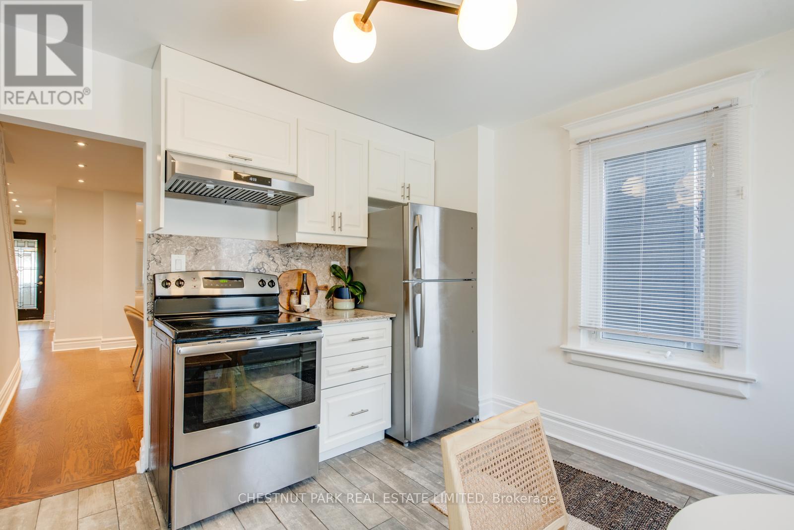 268 Prescott Avenue, Toronto, Ontario  M6N 3H1 - Photo 16 - W12844342