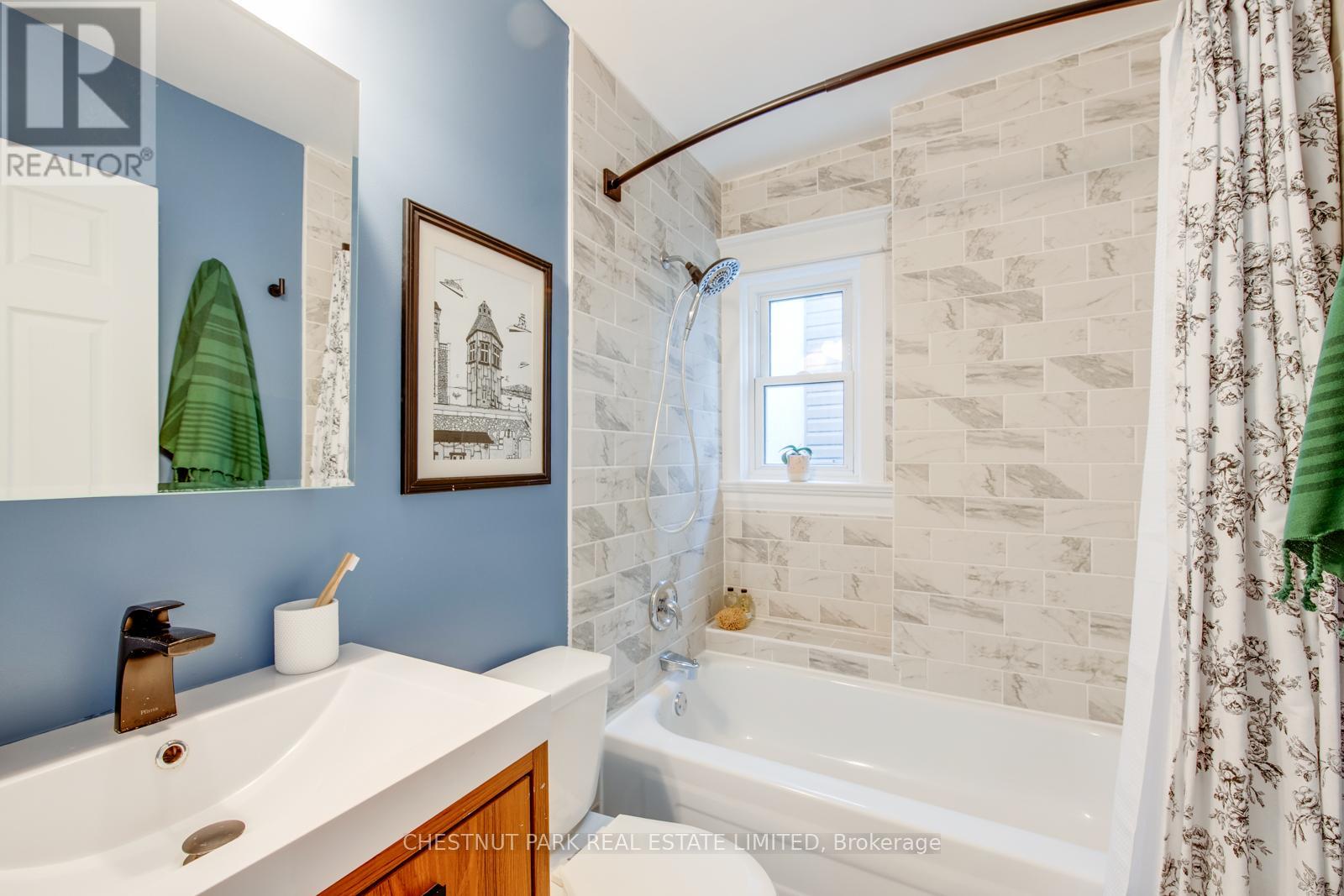 268 Prescott Avenue, Toronto, Ontario  M6N 3H1 - Photo 29 - W12844342