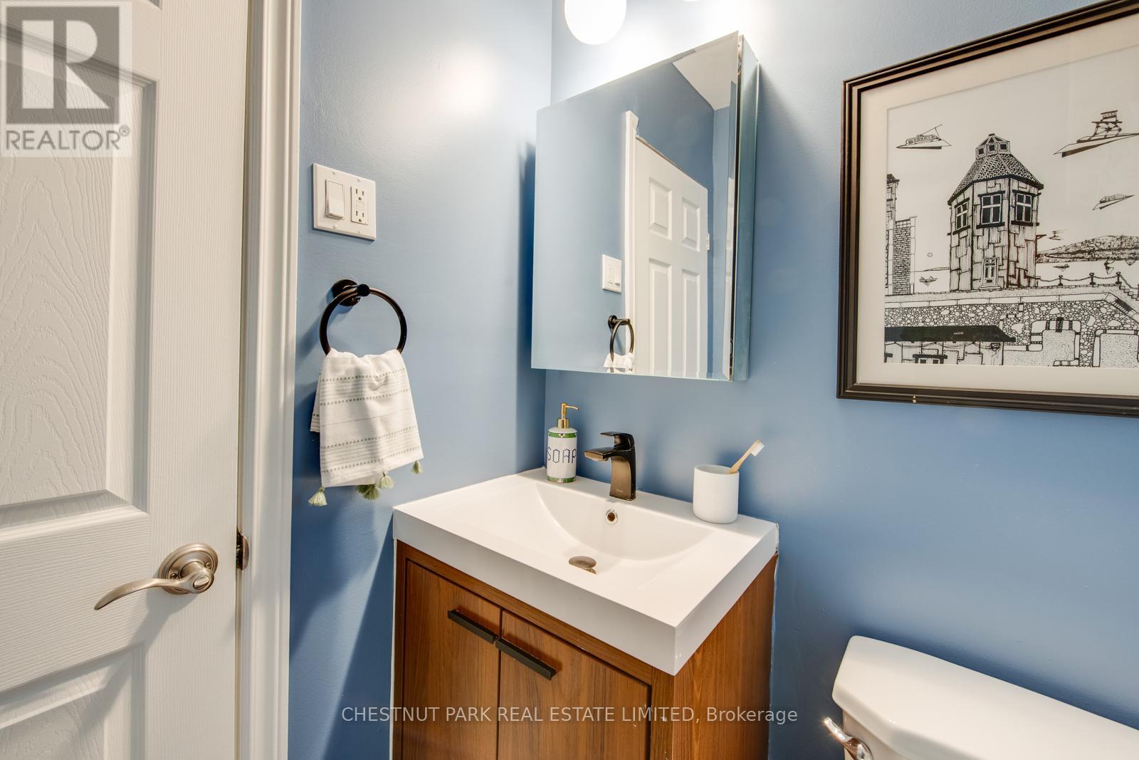 268 Prescott Avenue, Toronto, Ontario  M6N 3H1 - Photo 31 - W12844342