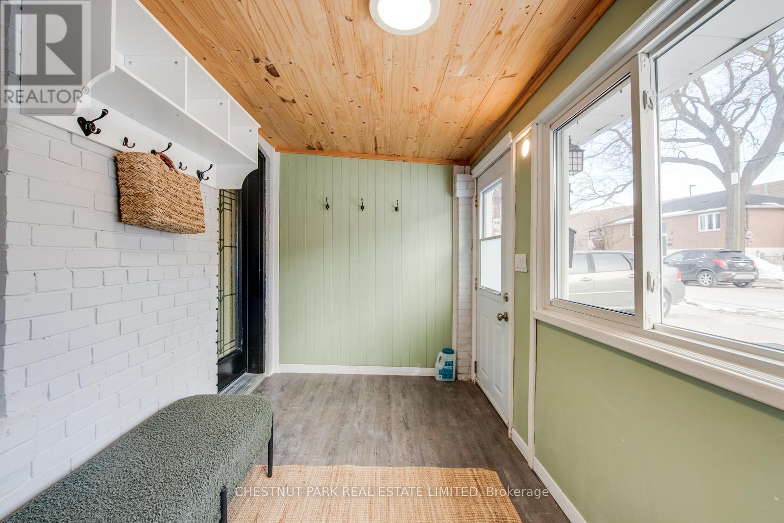 268 Prescott Avenue, Toronto, Ontario  M6N 3H1 - Photo 6 - W12844342