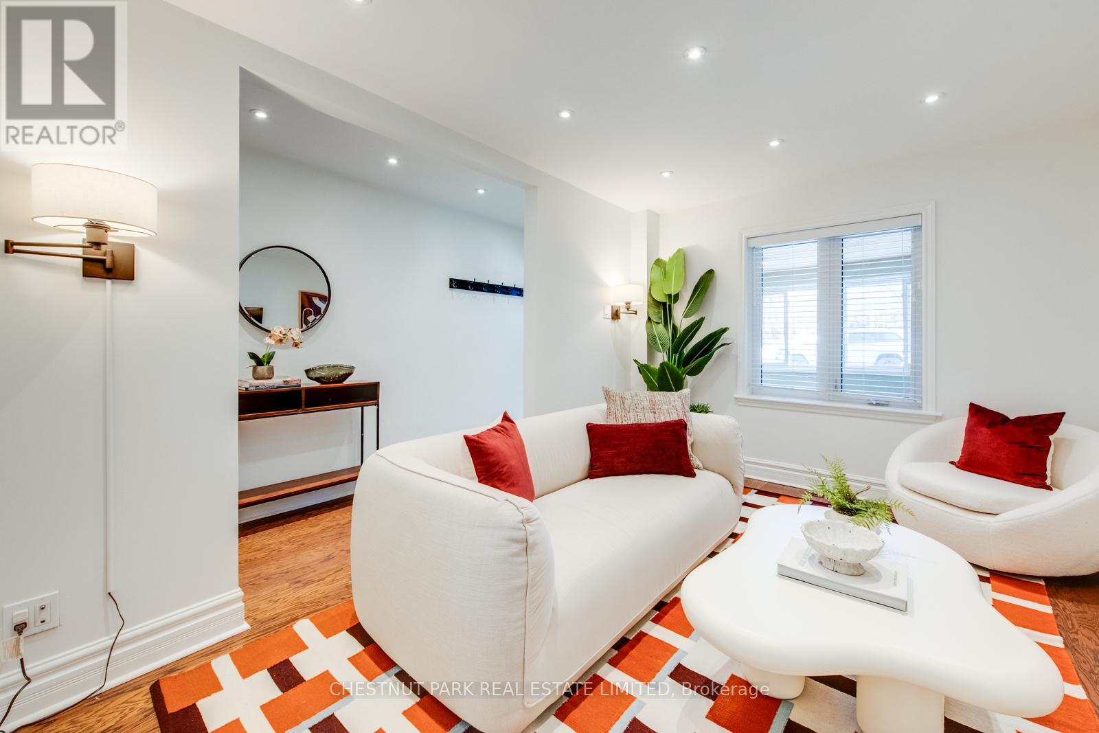 268 Prescott Avenue, Toronto, Ontario  M6N 3H1 - Photo 9 - W12844342