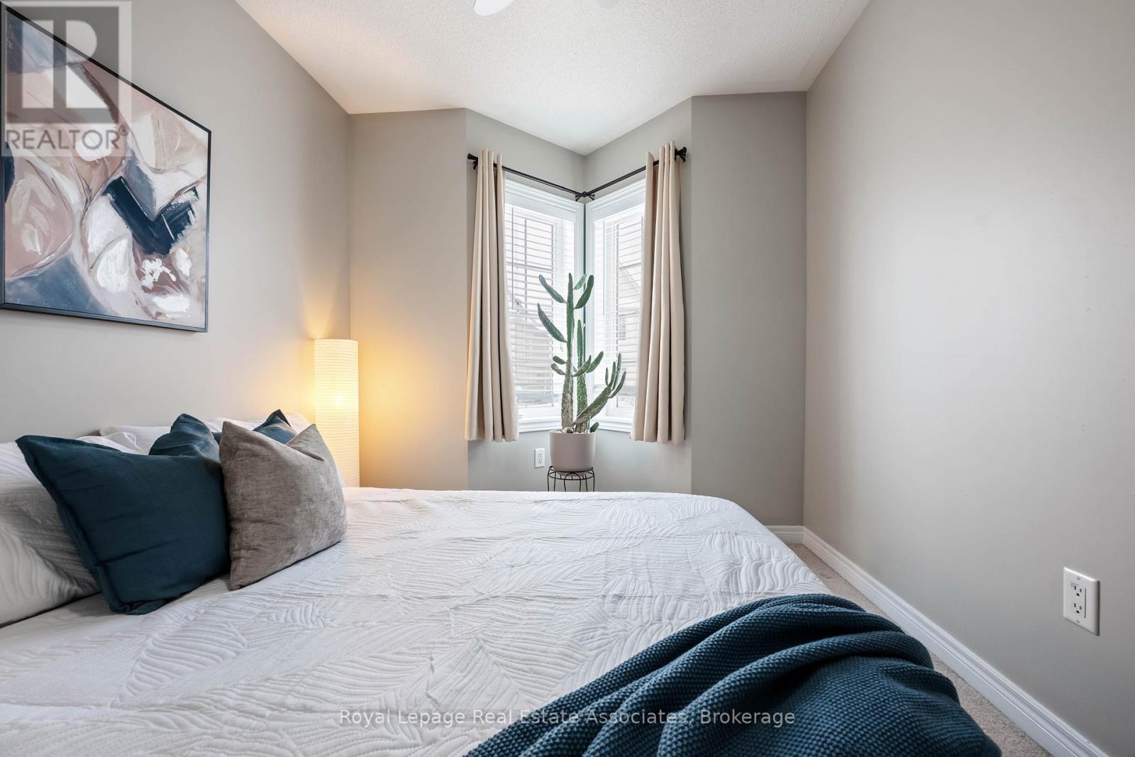 44 Sutcliff Lane, Halton Hills, Ontario  L7G 0C2 - Photo 19 - W12844346