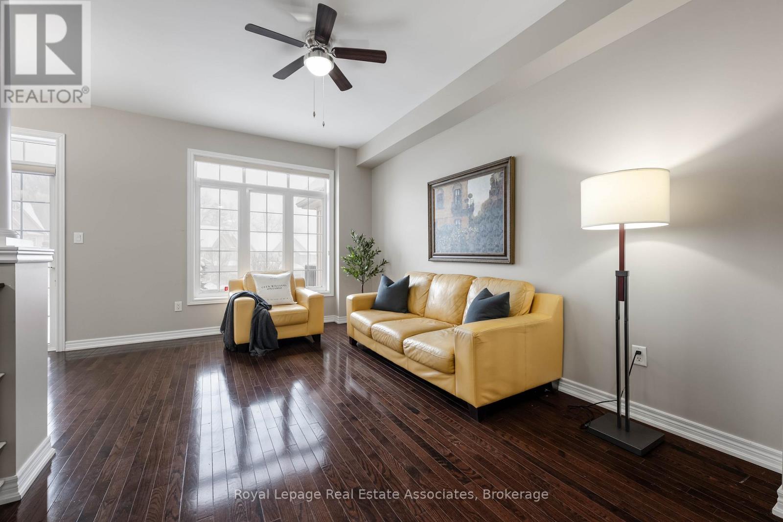 44 Sutcliff Lane, Halton Hills, Ontario  L7G 0C2 - Photo 6 - W12844346