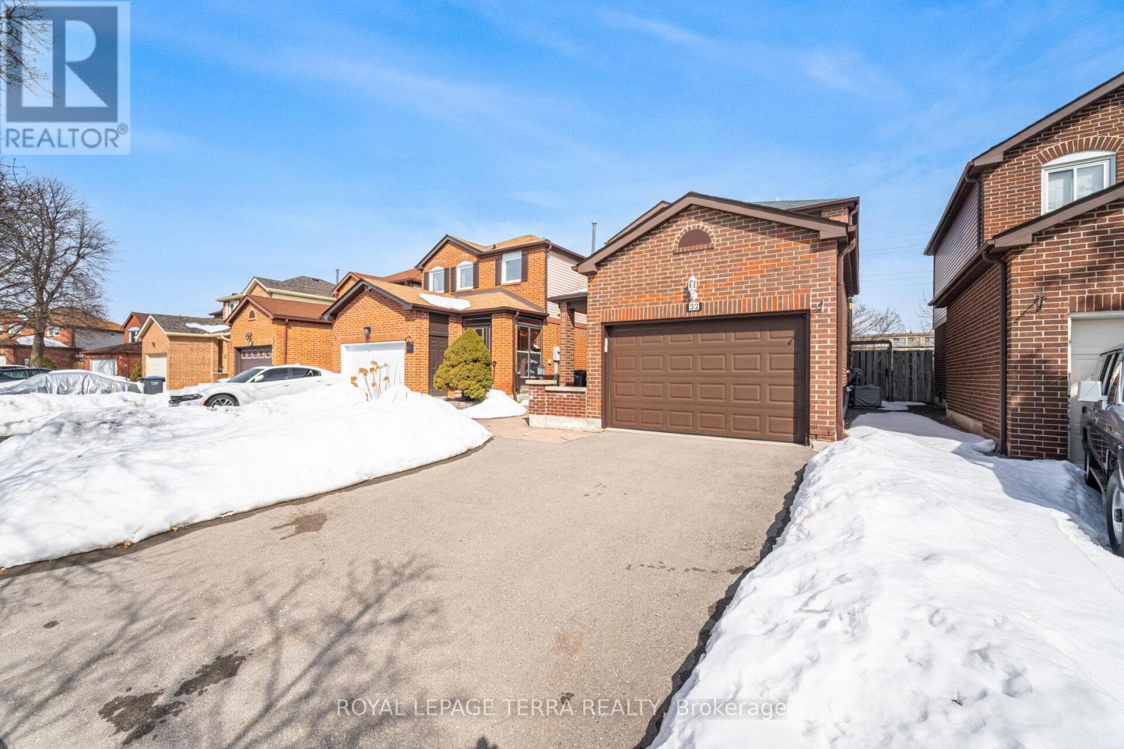 32 Bridekirk Place, Brampton, Ontario  L6Y 2V8 - Photo 3 - W12844350