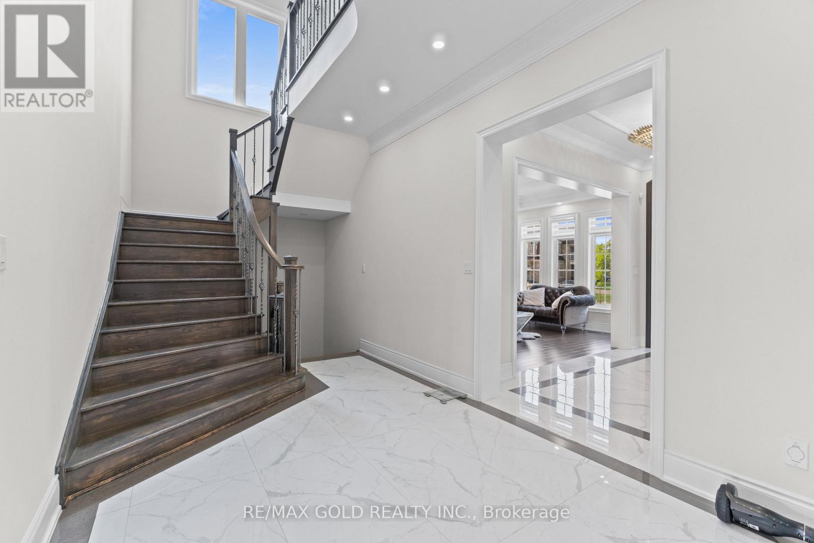 40 Autumn Olive Way, Brampton, Ontario  L6P 4Z3 - Photo 9 - W12844418