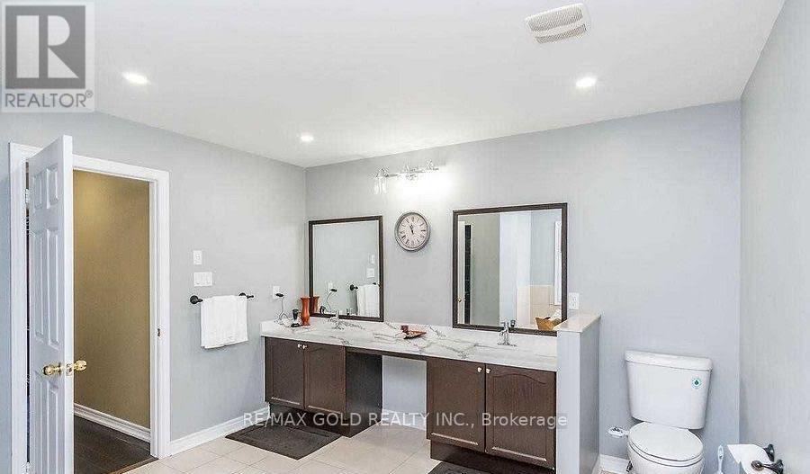 Upper - 472 Briggs Court, Mississauga (Meadowvale Village), Ontario  L5W 0C5 - Photo 13 - W12844450