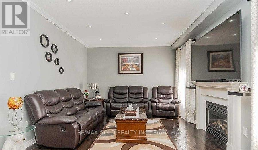 Upper - 472 Briggs Court, Mississauga (Meadowvale Village), Ontario  L5W 0C5 - Photo 5 - W12844450