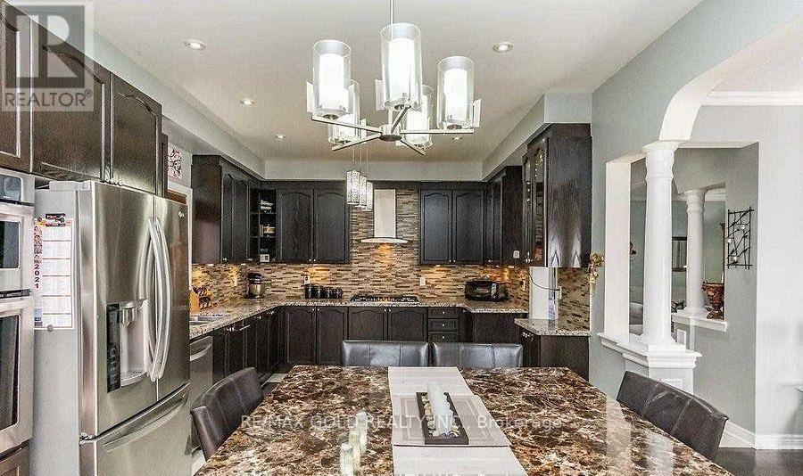 Upper - 472 Briggs Court, Mississauga (Meadowvale Village), Ontario  L5W 0C5 - Photo 8 - W12844450