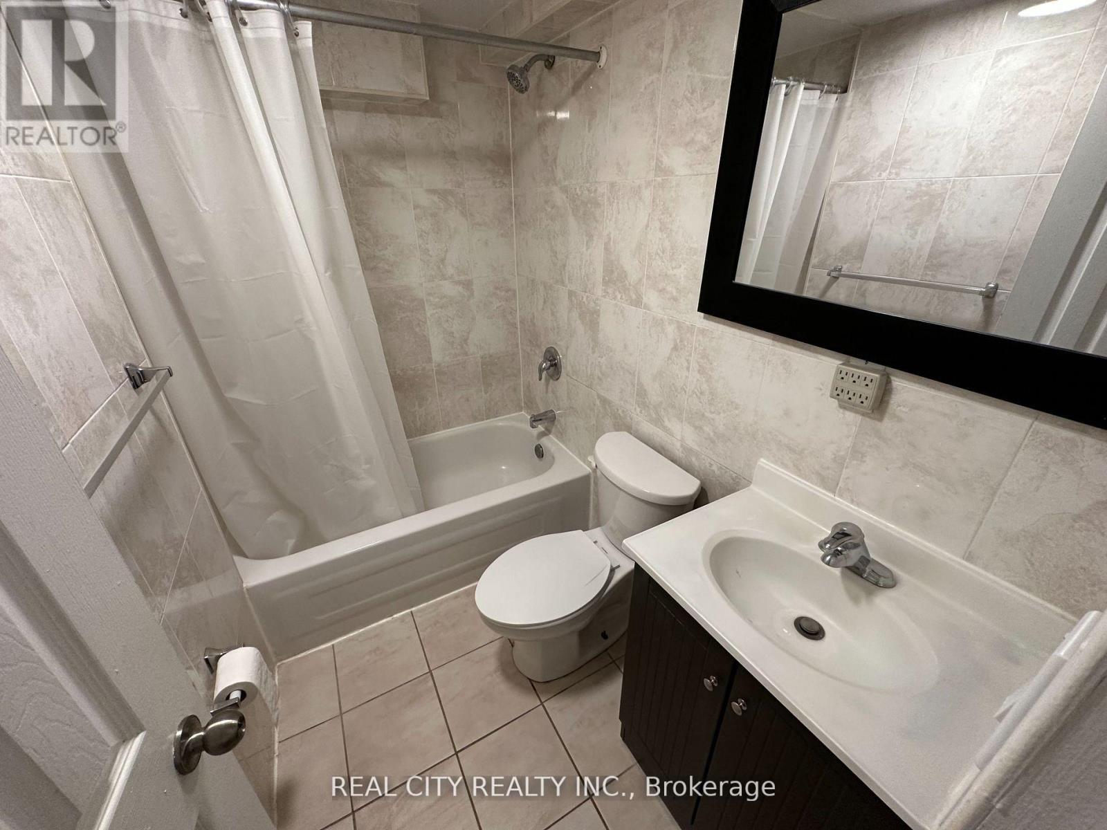 Bsmt - 7706 Wildfern Drive, Mississauga (Malton), Ontario  L4T 3P9 - Photo 19 - W12844470