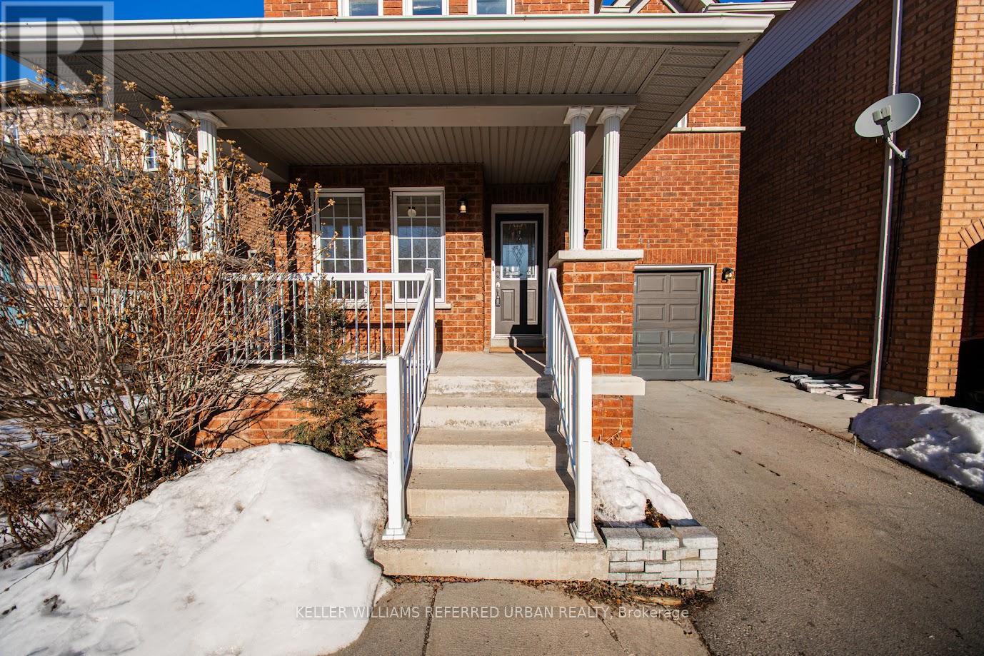 41 Pauline Crescent, Brampton (Fletcher's Meadow), Ontario  L7A 2V6 - Photo 2 - W12844476