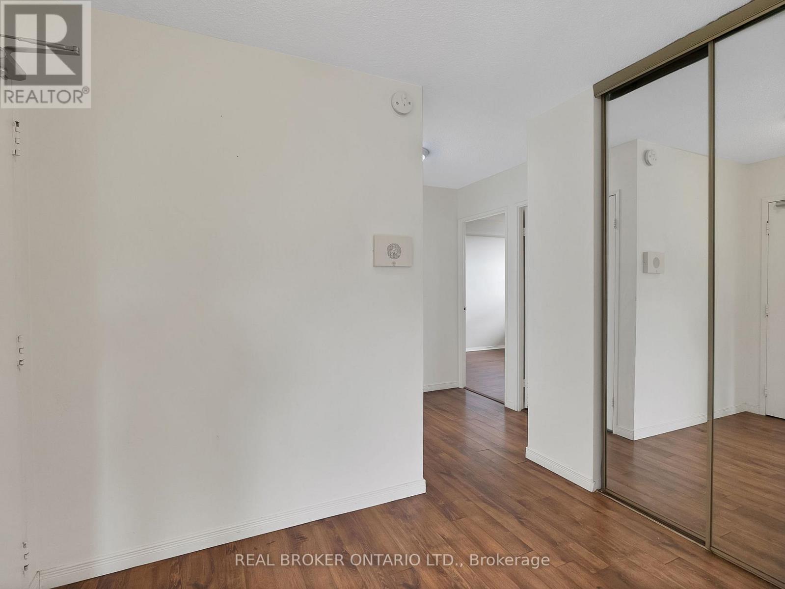 1103 - 3 Lisa Street, Brampton (Queen Street Corridor), Ontario  L6T 4A2 - Photo 11 - W12844488