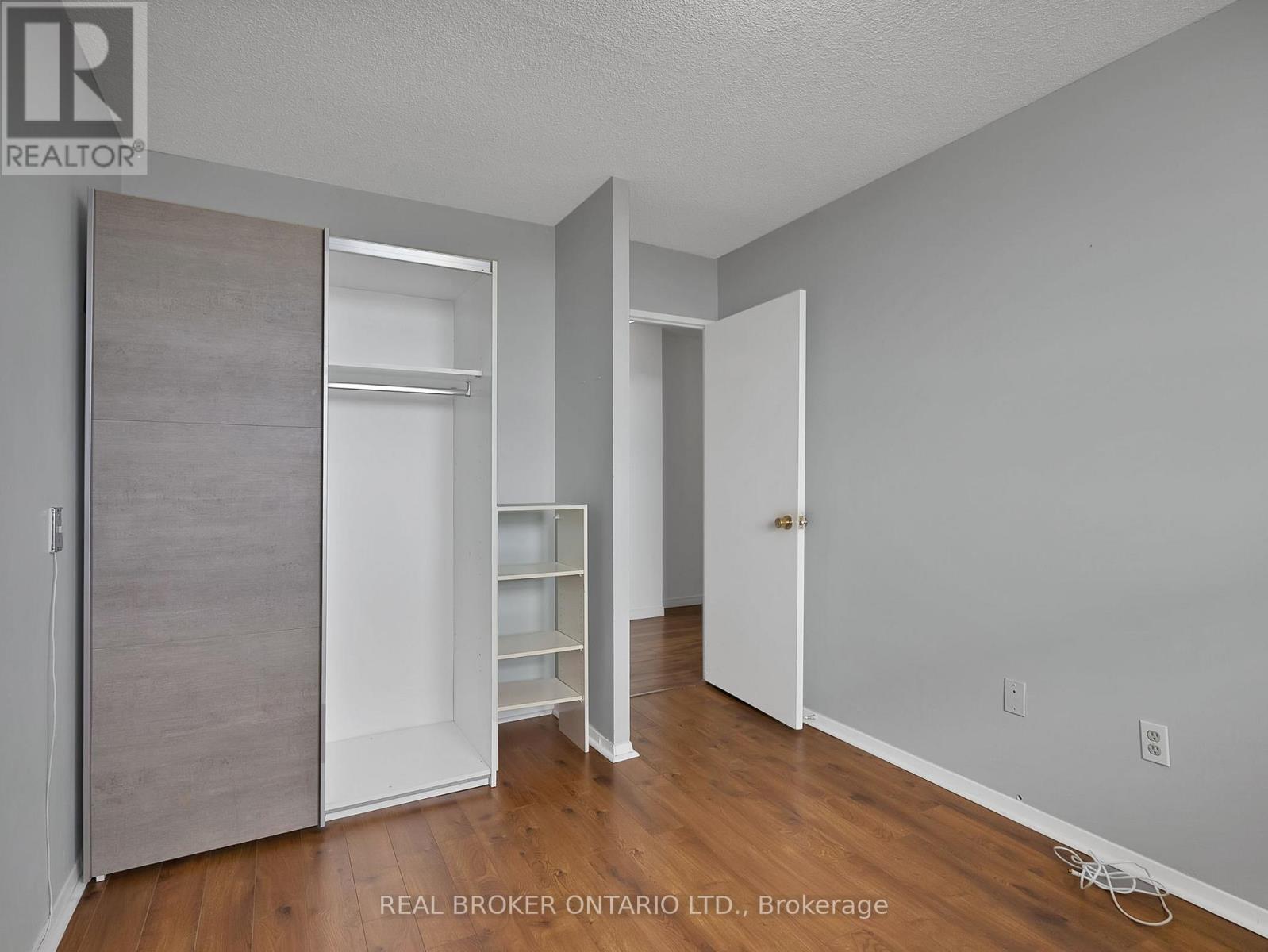 1103 - 3 Lisa Street, Brampton (Queen Street Corridor), Ontario  L6T 4A2 - Photo 13 - W12844488