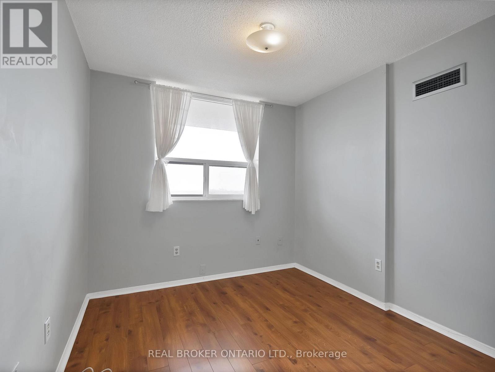 1103 - 3 Lisa Street, Brampton (Queen Street Corridor), Ontario  L6T 4A2 - Photo 14 - W12844488