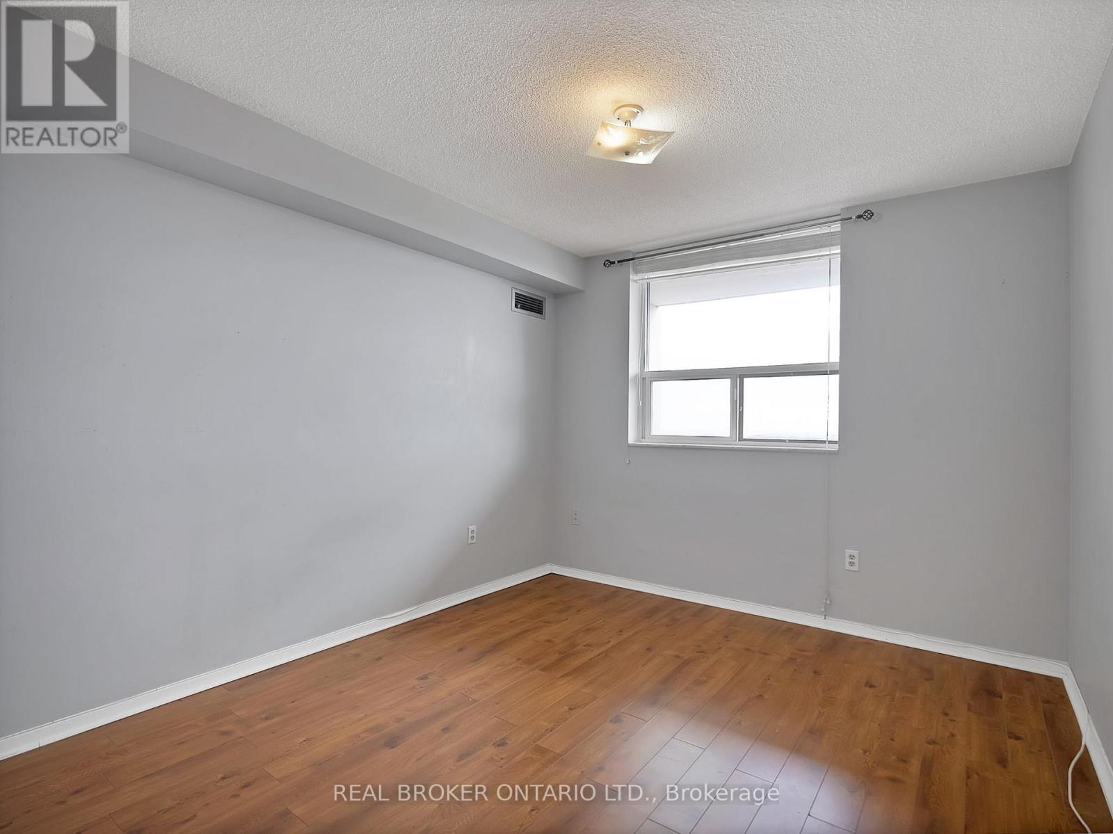 1103 - 3 Lisa Street, Brampton (Queen Street Corridor), Ontario  L6T 4A2 - Photo 16 - W12844488