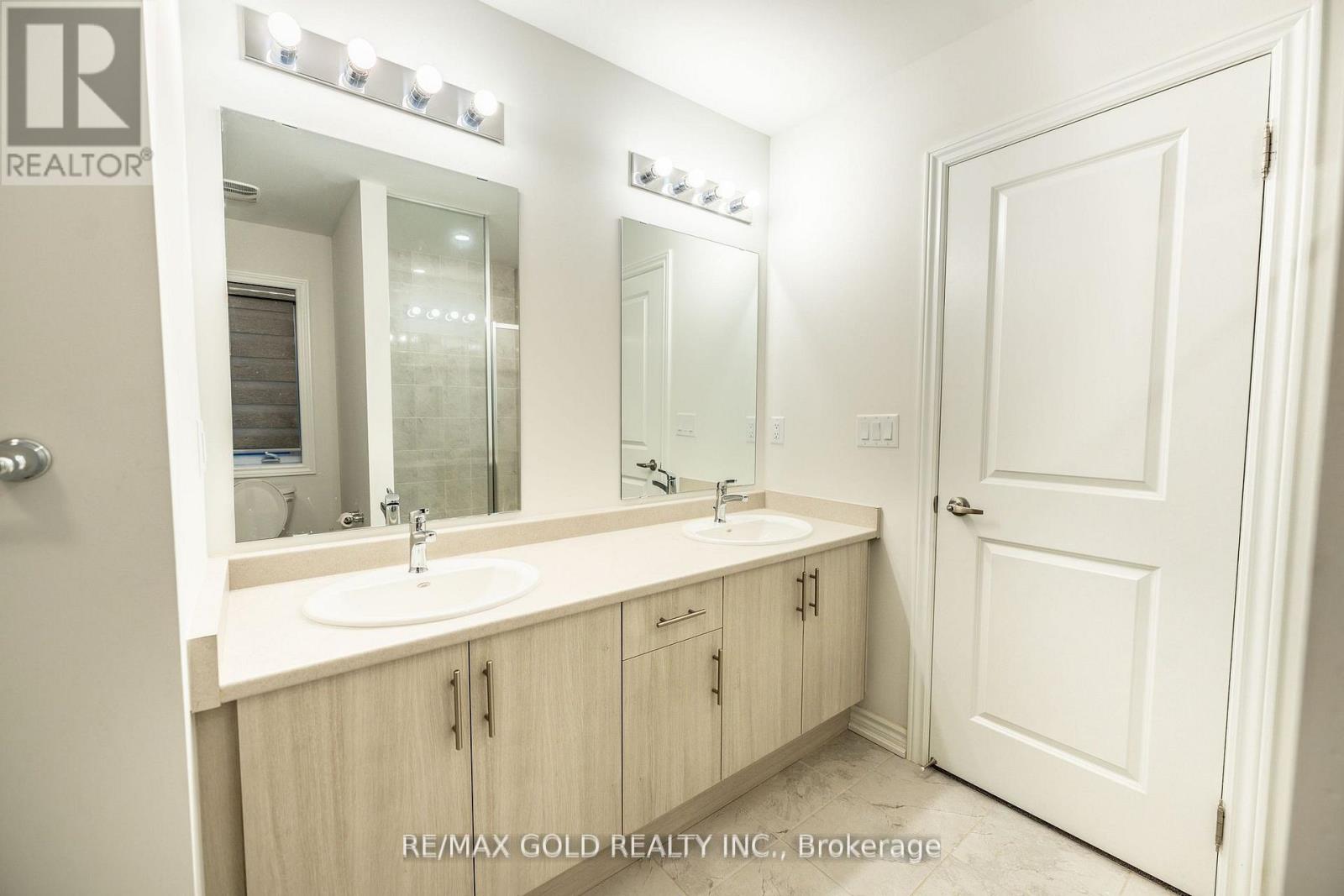 35 Academy Drive, Brampton, Ontario  L6P 3C9 - Photo 43 - W12844502