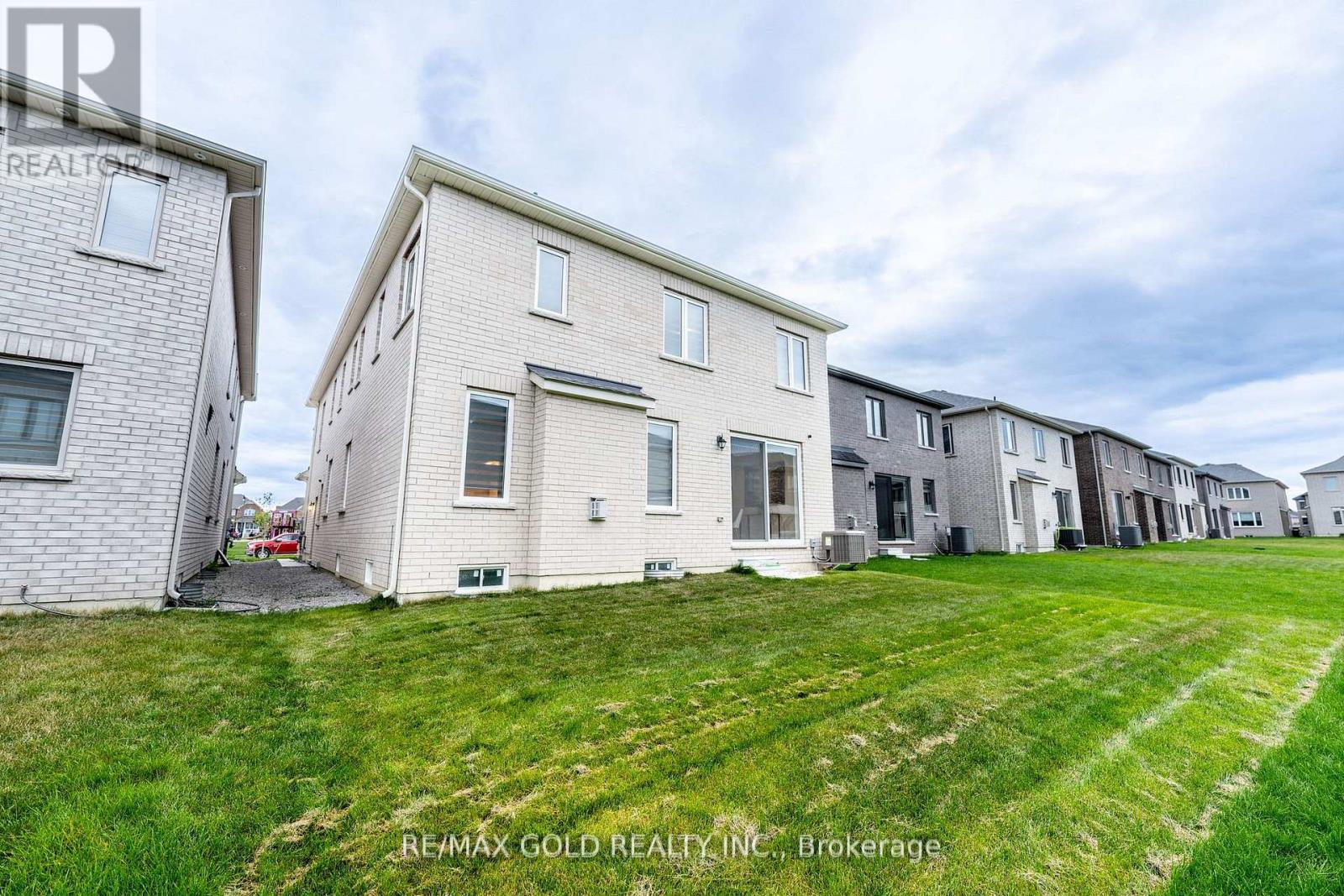 35 Academy Drive, Brampton, Ontario  L6P 3C9 - Photo 45 - W12844502