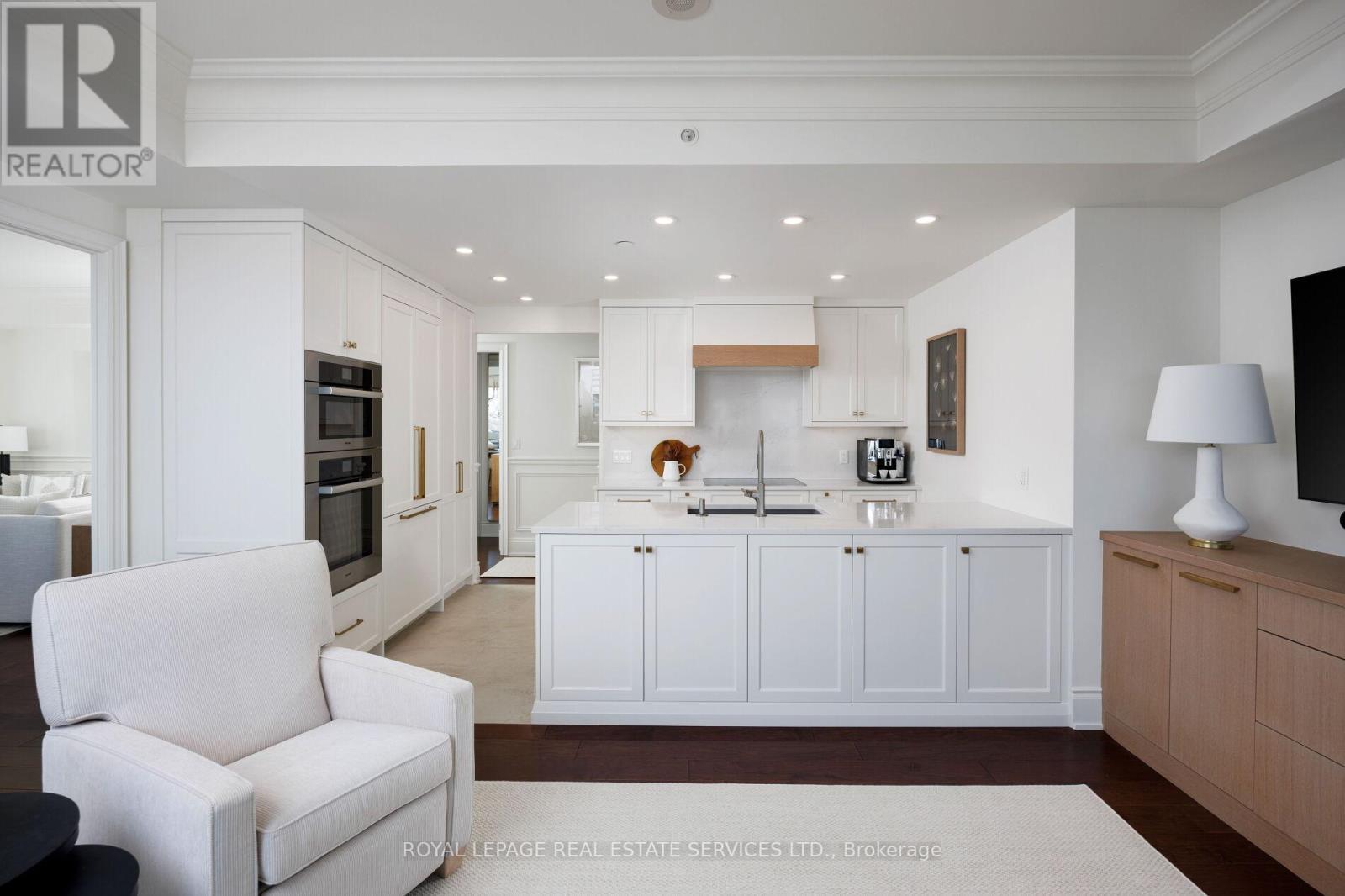 327 - 3500 Lakeshore Road W, Oakville, Ontario  L6L 0B4 - Photo 19 - W12844516