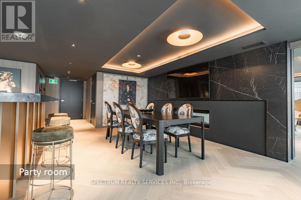 119 - 395 Dundas Street W, Oakville, Ontario  L6M 5R8 - Photo 17 - W12844538