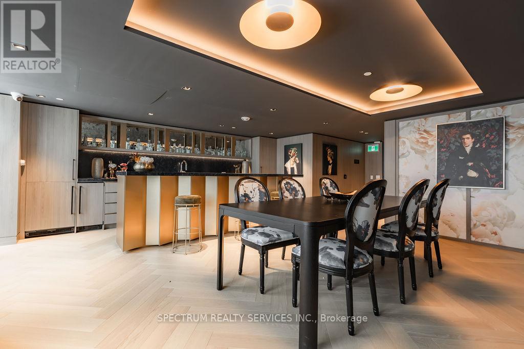 119 - 395 Dundas Street W, Oakville, Ontario  L6M 5R8 - Photo 19 - W12844538