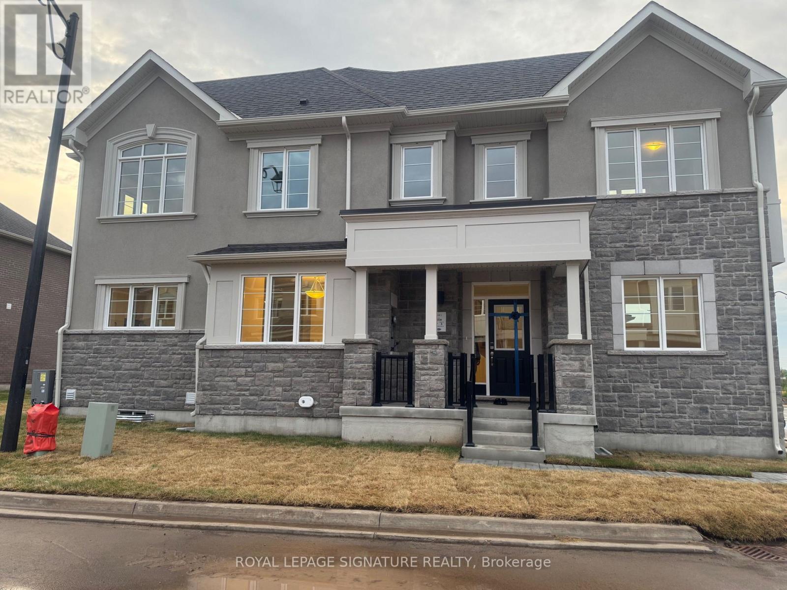 8 - 1257 Ferguson Drive, Milton, Ontario  L9T 7V8 - Photo 3 - W12844566