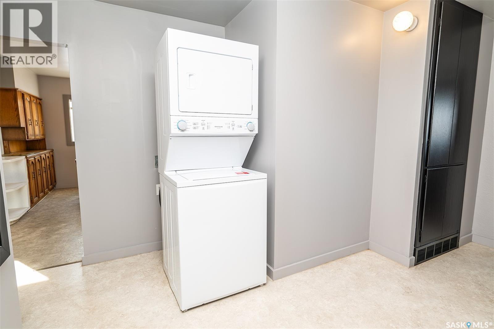 608 B Avenue W, Wynyard, Saskatchewan  S0A 4T0 - Photo 13 - SK029661