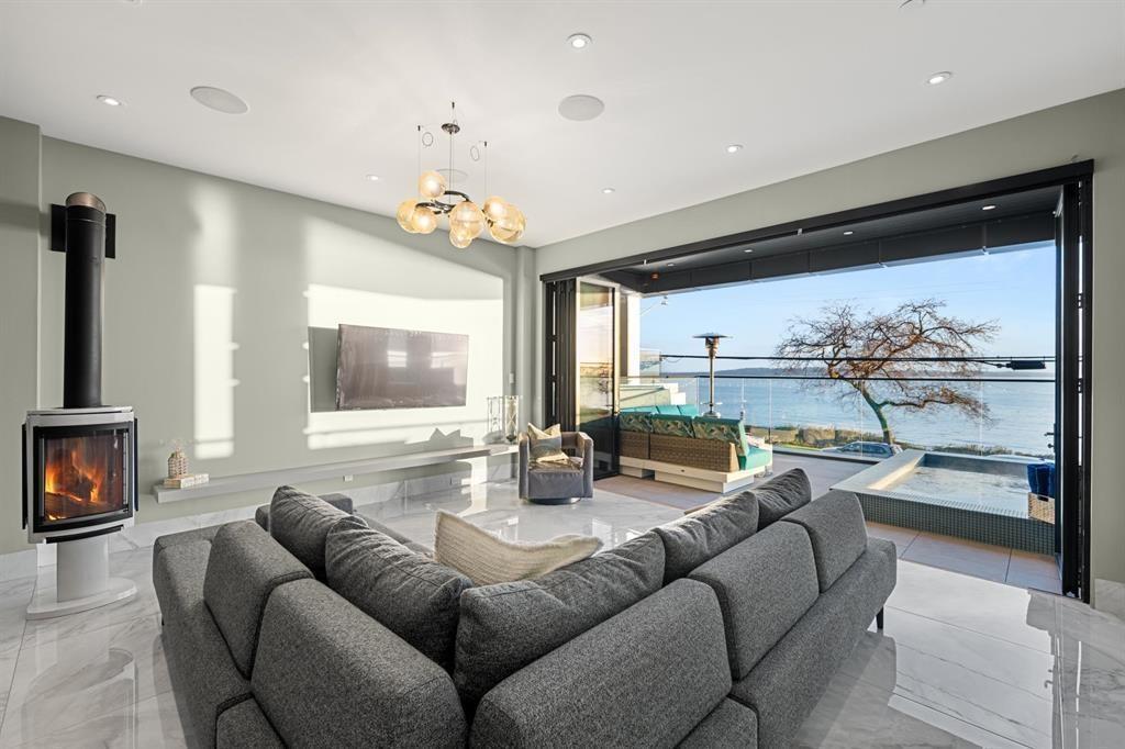 14555 Marine Drive, White Rock, British Columbia  V4B 1B5 - Photo 25 - R3095487