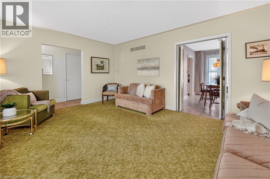 36 Lakeview Avenue, Grimsby, Ontario  L3M 3M2 - Photo 6 - 40809255